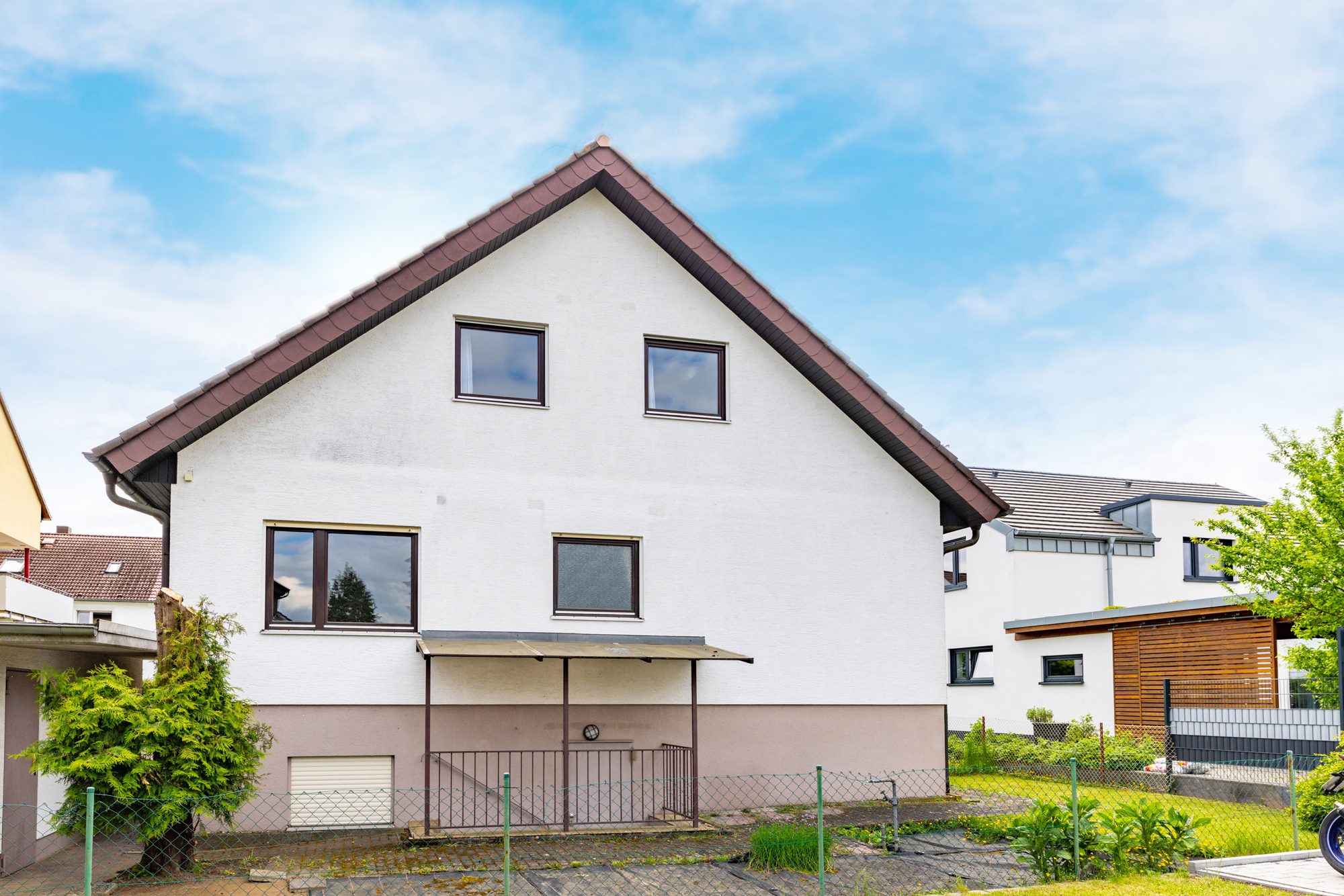 Immobilienangebot - Maintal - Alle - Maintal-Bischofsheim: Großzügiges Ein-/Zweifamilienhaus mit tollem Grundstück in beliebter Wohnlage