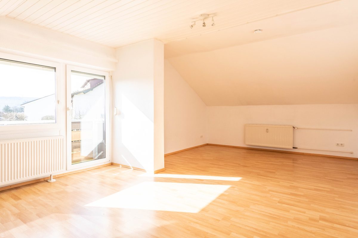 Immobilienangebot - Bad Soden-Salmünster - Alle - Bad Soden-Salmünster: Gemütliche 1-Zimmer-Wohnung mit tollem Ausblick in ruhiger Wohnlage