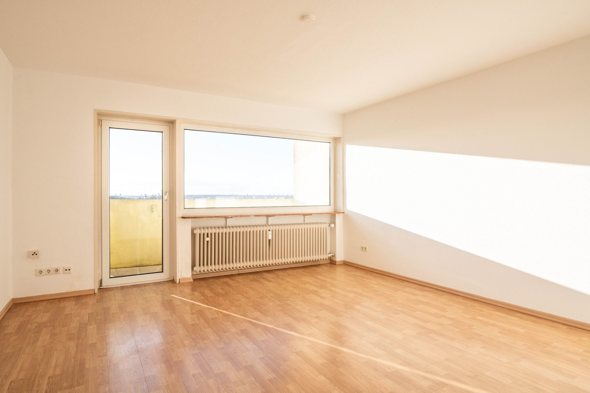 Immobilienangebot - Hanau - Alle - Hanau-Wolfgang: Gepflegte, gut geschnittene 3-Zimmer-Wohnung mit Süd-West Loggia in zentraler Lage