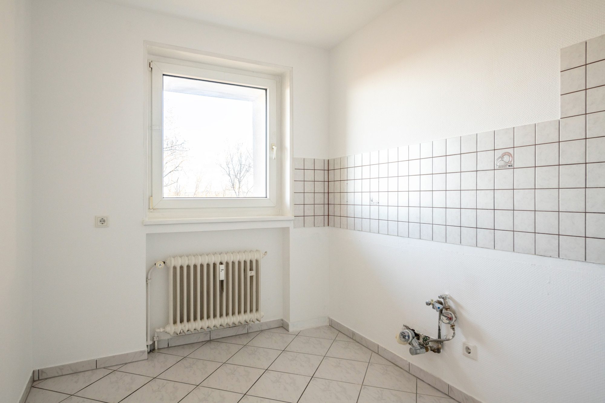 Immobilienangebot - Hanau - Alle - Hanau-Wolfgang: Gepflegte, gut geschnittene 3-Zimmer-Wohnung mit Süd-West Loggia in zentraler Lage