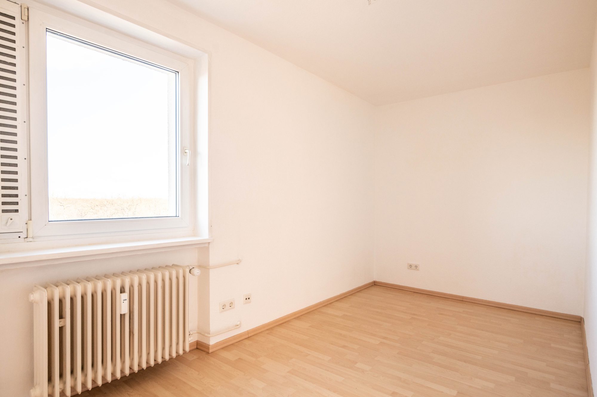 Immobilienangebot - Hanau - Alle - Hanau-Wolfgang: Gepflegte, gut geschnittene 3-Zimmer-Wohnung mit Süd-West Loggia in zentraler Lage