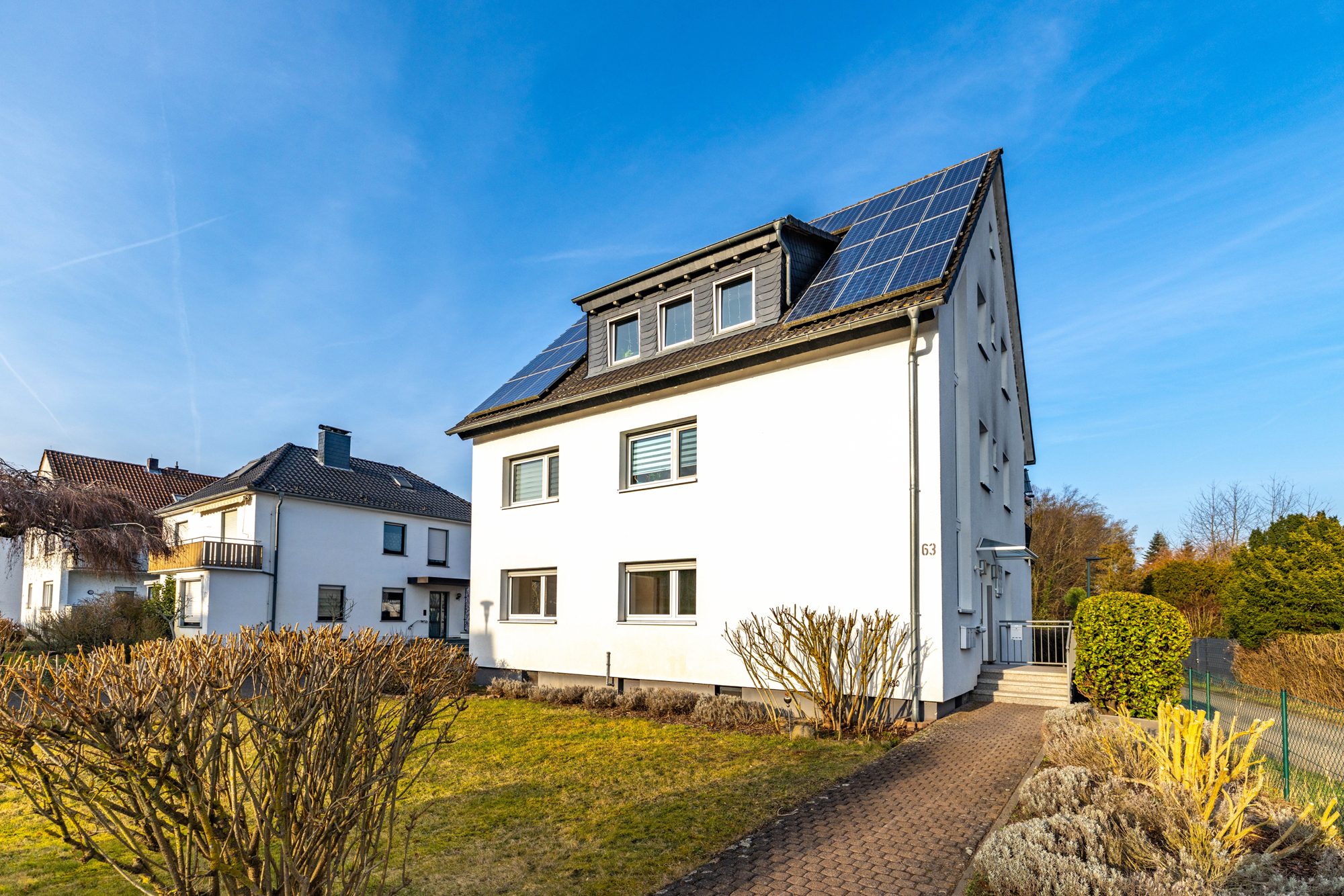 Immobilienangebot - Hanau - Alle - Hanau-Rosenau: Top gepflegtes 3-Parteienhaus mit großem Grundstück in absolut beliebter Wohnlage