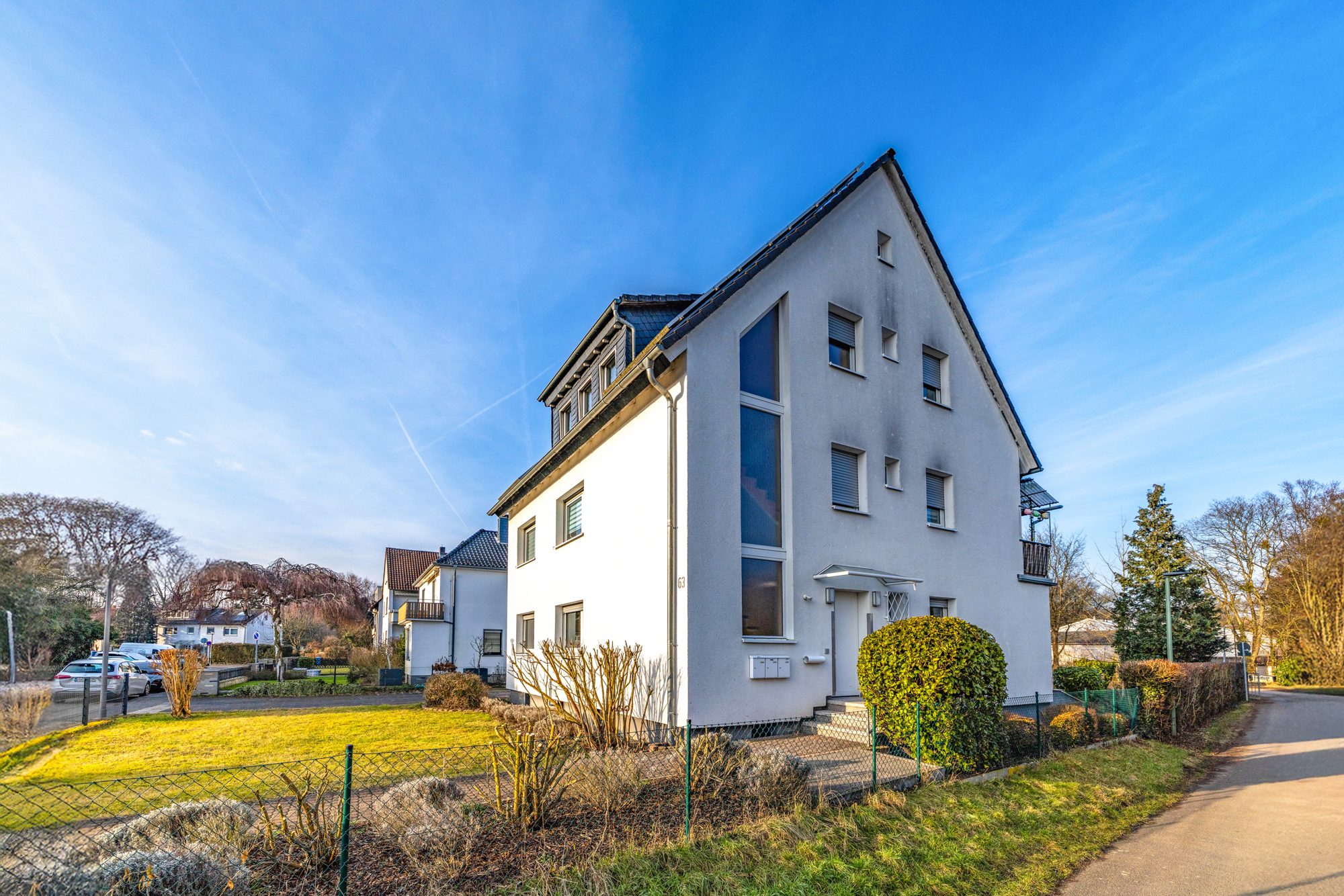 Immobilienangebot - Hanau - Alle - Hanau-Rosenau: Top gepflegtes 3-Parteienhaus mit großem Grundstück in absolut beliebter Wohnlage