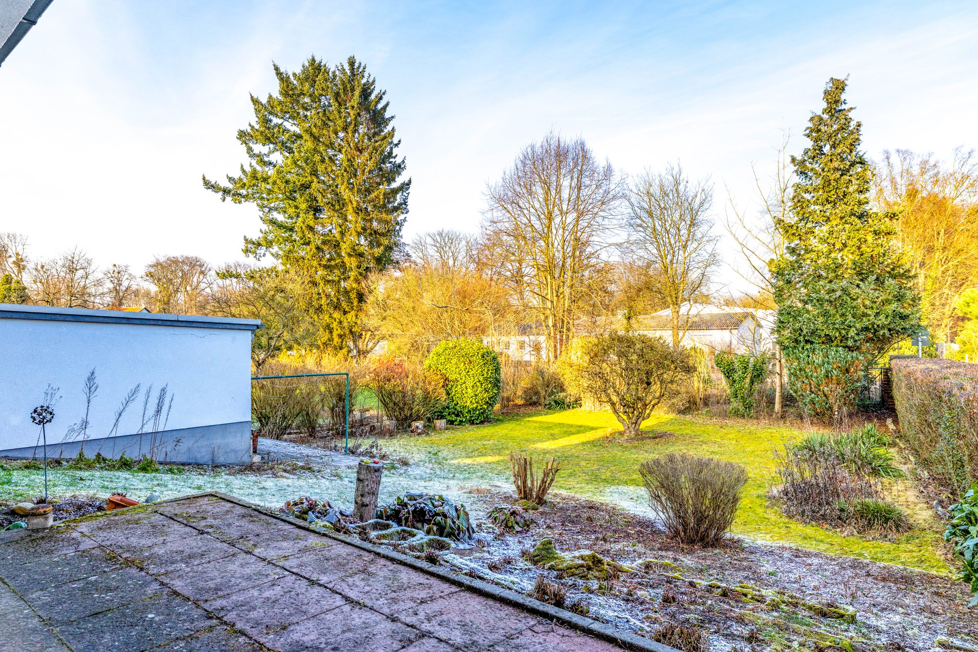 Immobilienangebot - Hanau - Alle - Hanau-Rosenau: Top gepflegtes 3-Parteienhaus mit großem Grundstück in absolut beliebter Wohnlage