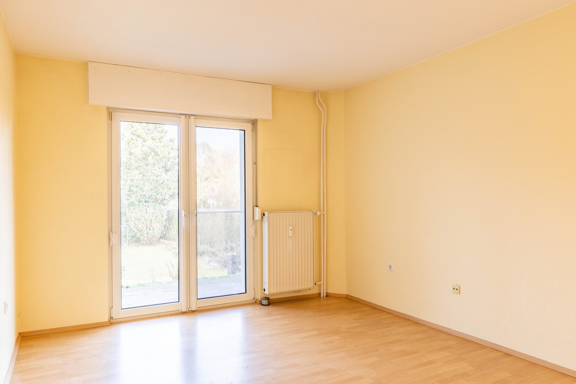 Immobilienangebot - Hanau - Alle - Hanau-Rosenau: Top gepflegtes 3-Parteienhaus mit großem Grundstück in absolut beliebter Wohnlage