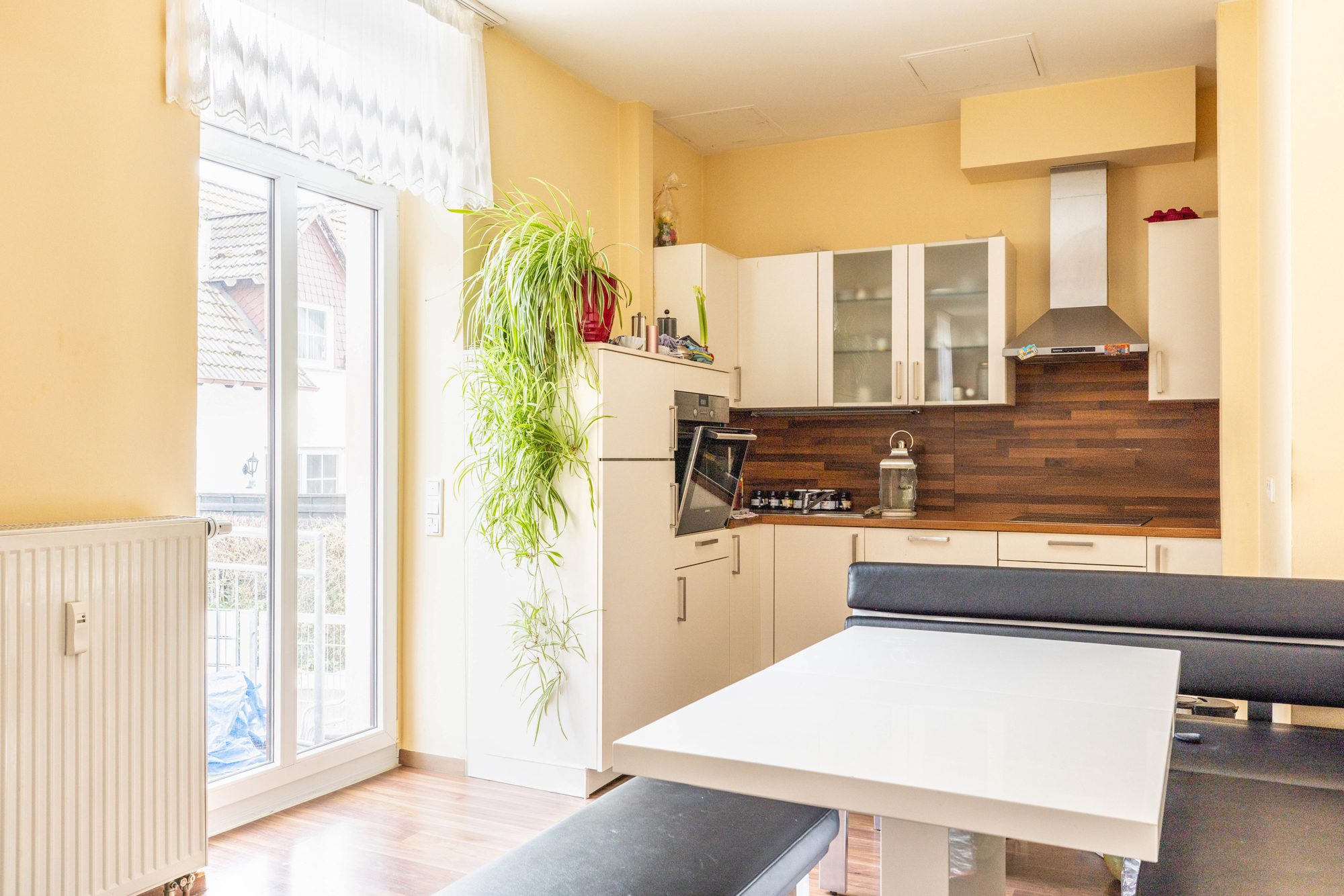 Immobilienangebot - Hanau / Kesselstadt - Alle - Hanau Alt-Kesselstadt: Gemütliche 4-Zimmer-Altbau-Wohnung in ruhiger und beliebter Wohnlage