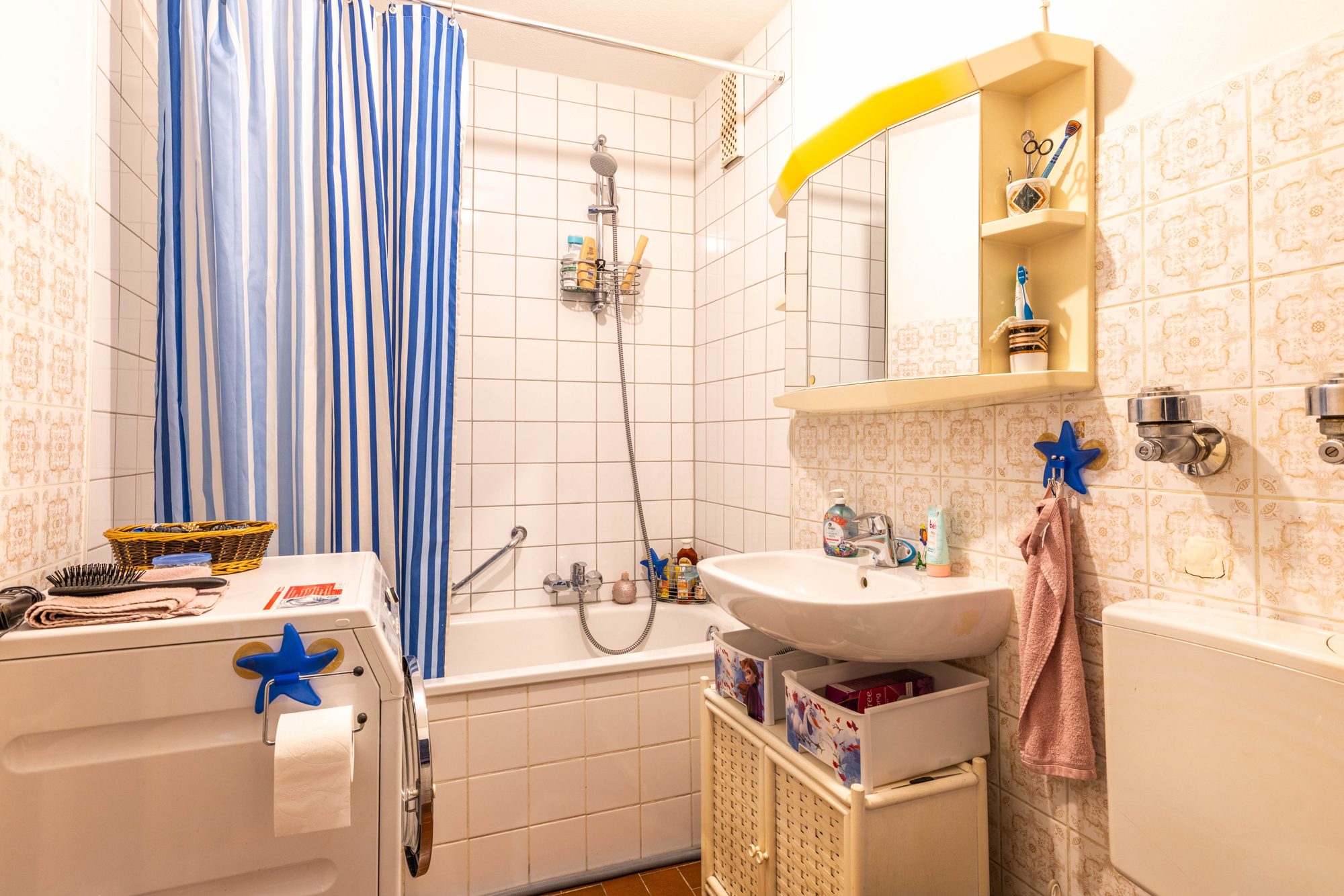 Immobilienangebot - Rodenbach / Niederrodenbach - Alle - Niederrodenbach: Vermietete, gut geschnittene 2-Zimmer-Wohnung mit überdachtem Süd-Balkon