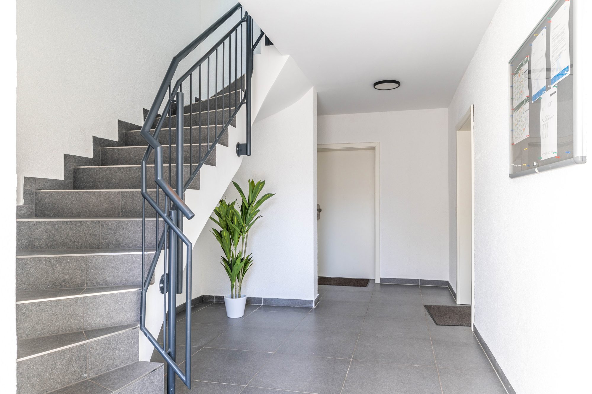 Immobilienangebot - Kahl - Alle - Kahl am Main: Vermietete 3-Zimmer-Erdgeschoss-Wohnung mit Terrasse und eigenem Garten