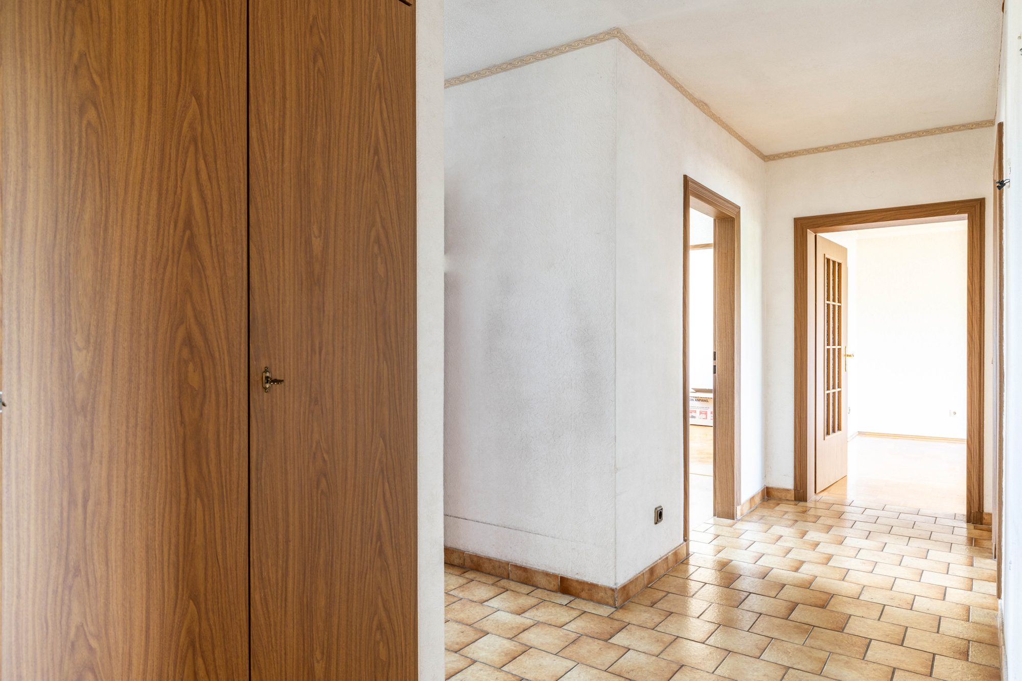 Immobilienangebot - Hanau - Alle - Hanau-Steinheim: Großzügige 3,5-Zimmer-Wohnung mit Süd-West-Balkon in gepflegter Wohneinheit