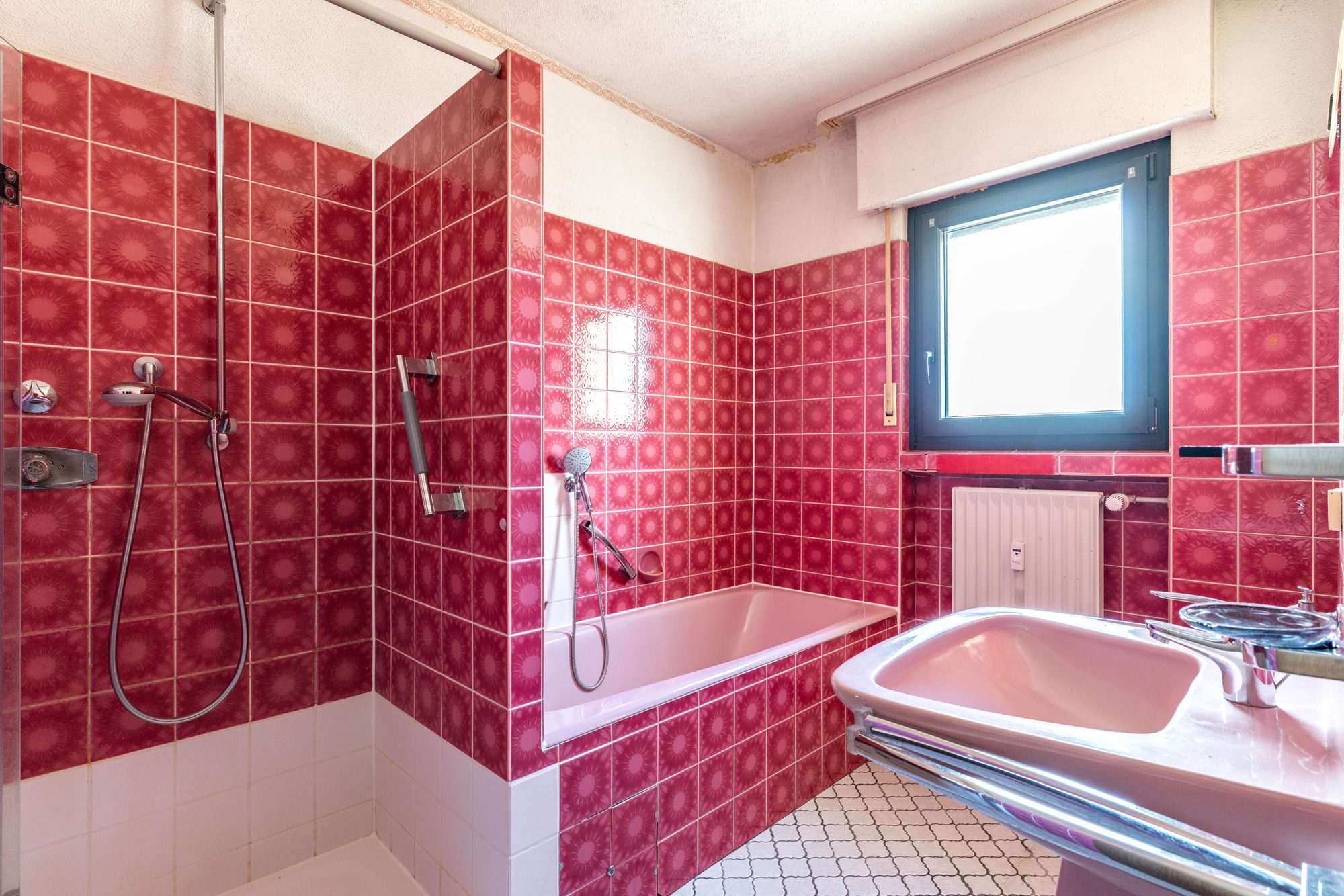 Immobilienangebot - Hanau - Alle - Hanau-Steinheim: Großzügige 3,5-Zimmer-Wohnung mit Süd-West-Balkon in gepflegter Wohneinheit