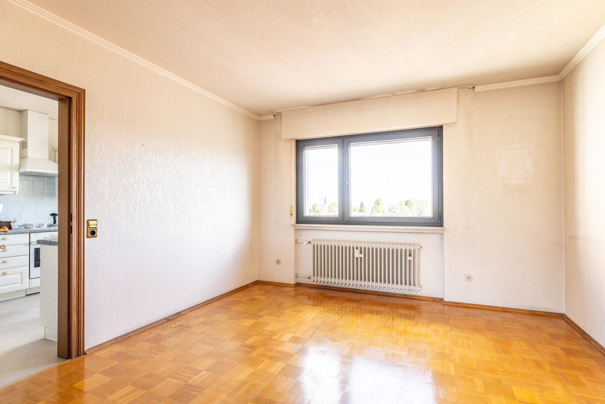 Immobilienangebot - Hanau - Alle - Hanau-Steinheim: Großzügige 3,5-Zimmer-Wohnung mit Süd-West-Balkon in gepflegter Wohneinheit