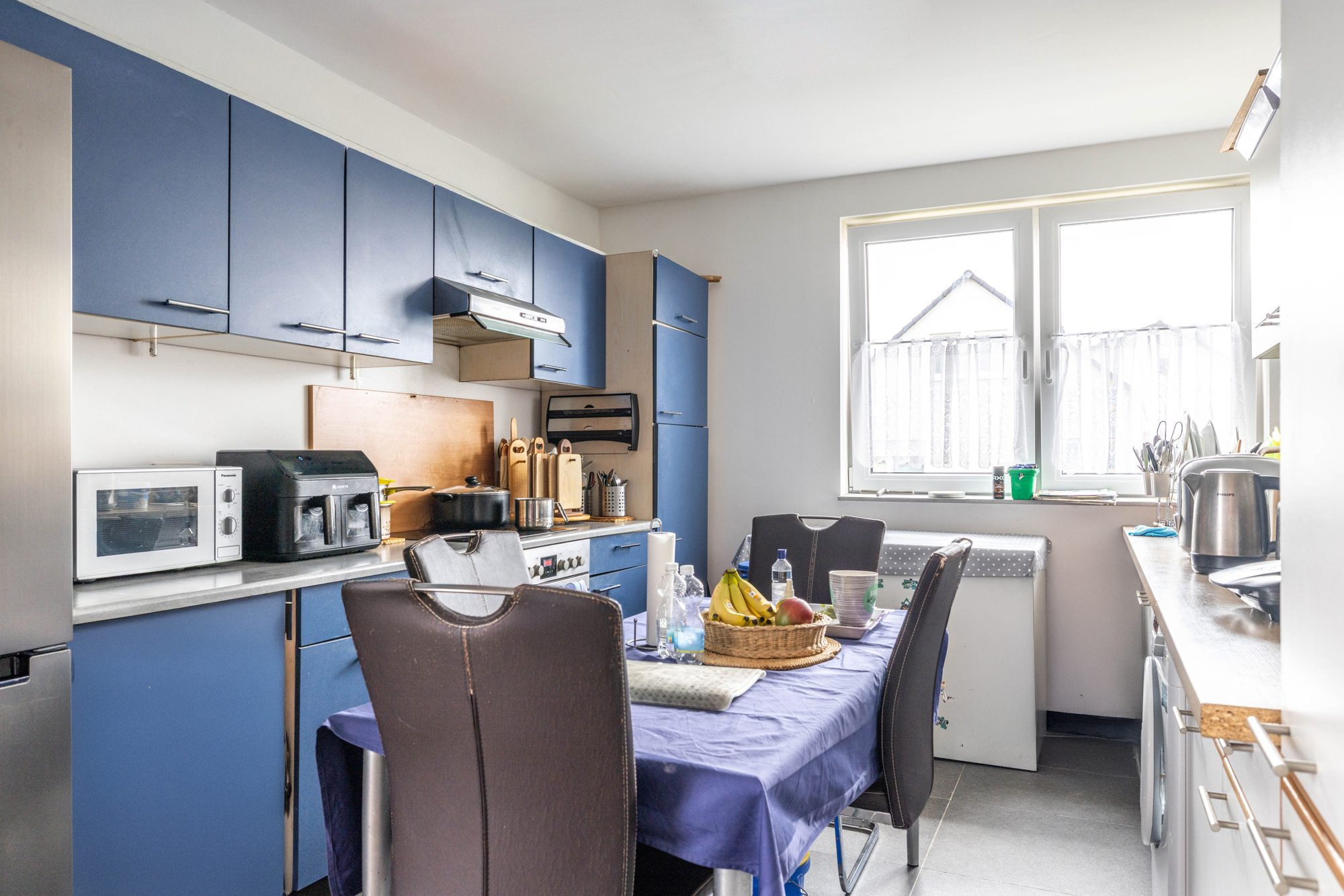 Immobilienangebot - Kahl - Alle - Kahl am Main: Großzügige, vermietete 4-Zimmer-Wohnung mit offenem Grundriss in kleiner Wohneinheit