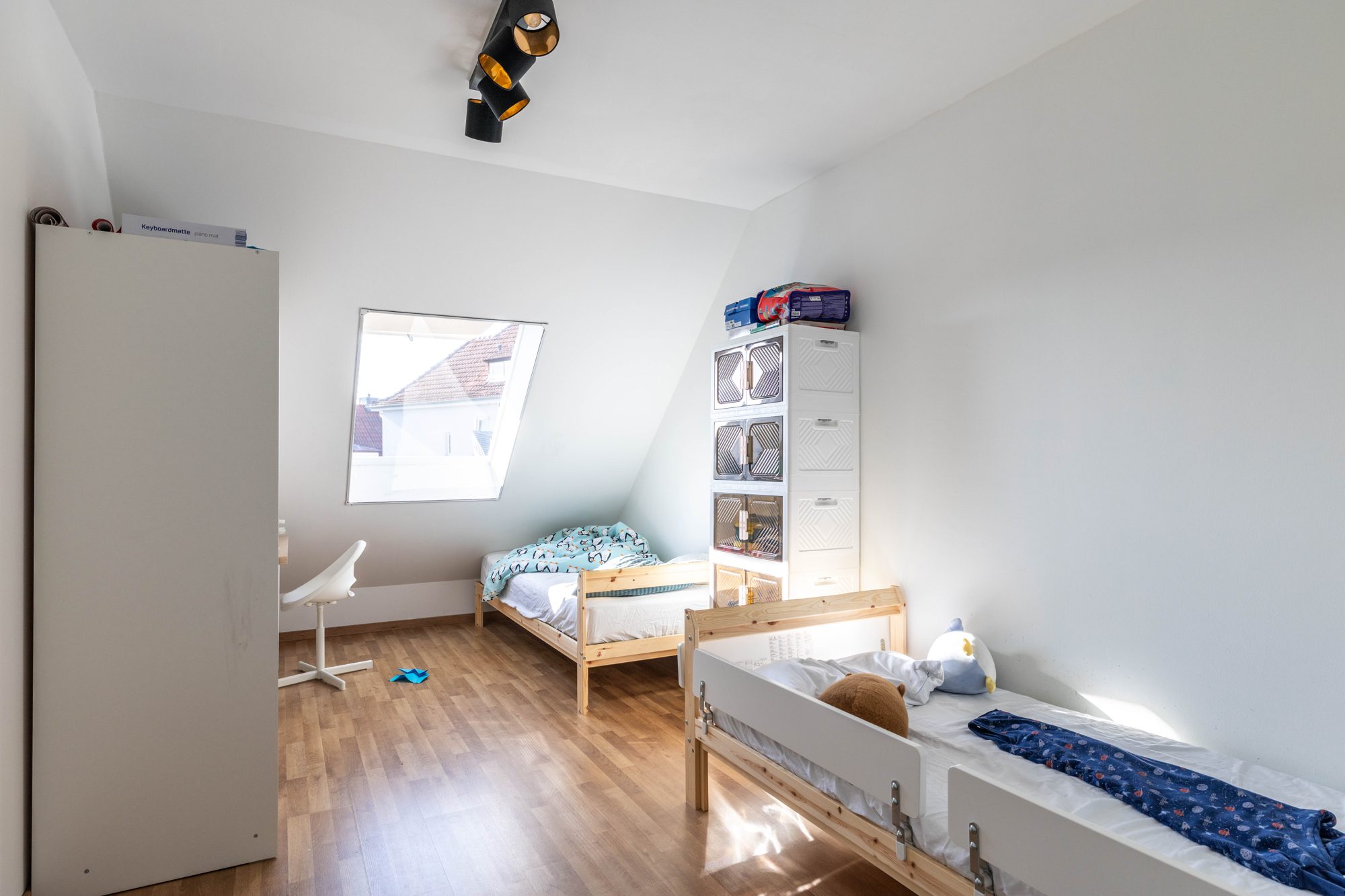 Immobilienangebot - Kahl - Alle - Kahl am Main: Großzügige 4-Zimmer-Dachgeschoss-Wohnung mit Dachterrasse in kleiner Wohneinheit
