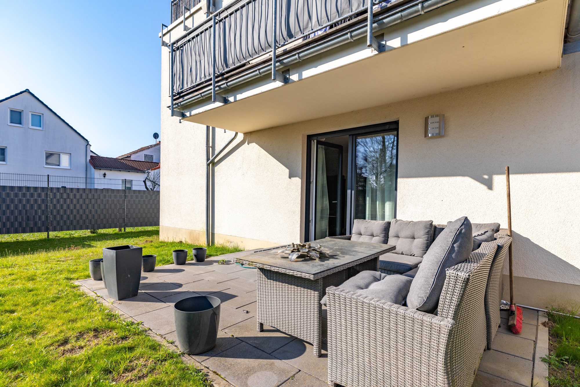 Immobilienangebot - Kahl - Alle - Kahl am Main: Großzügige 4-Zimmer-Erdgeschoss-Wohnung mit Terrasse und eigenem großen Garten