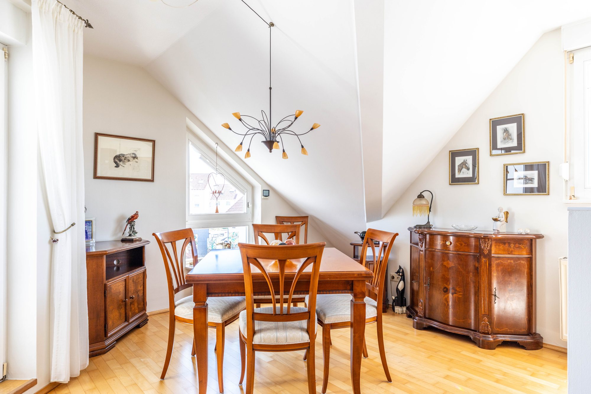 Immobilienangebot - Langenselbold - Alle - Langenselbold: Tolle, helle 2-Zimmer-Dachgeschoss-Wohnung mit Süd-Balkon in beliebter Wohnlage