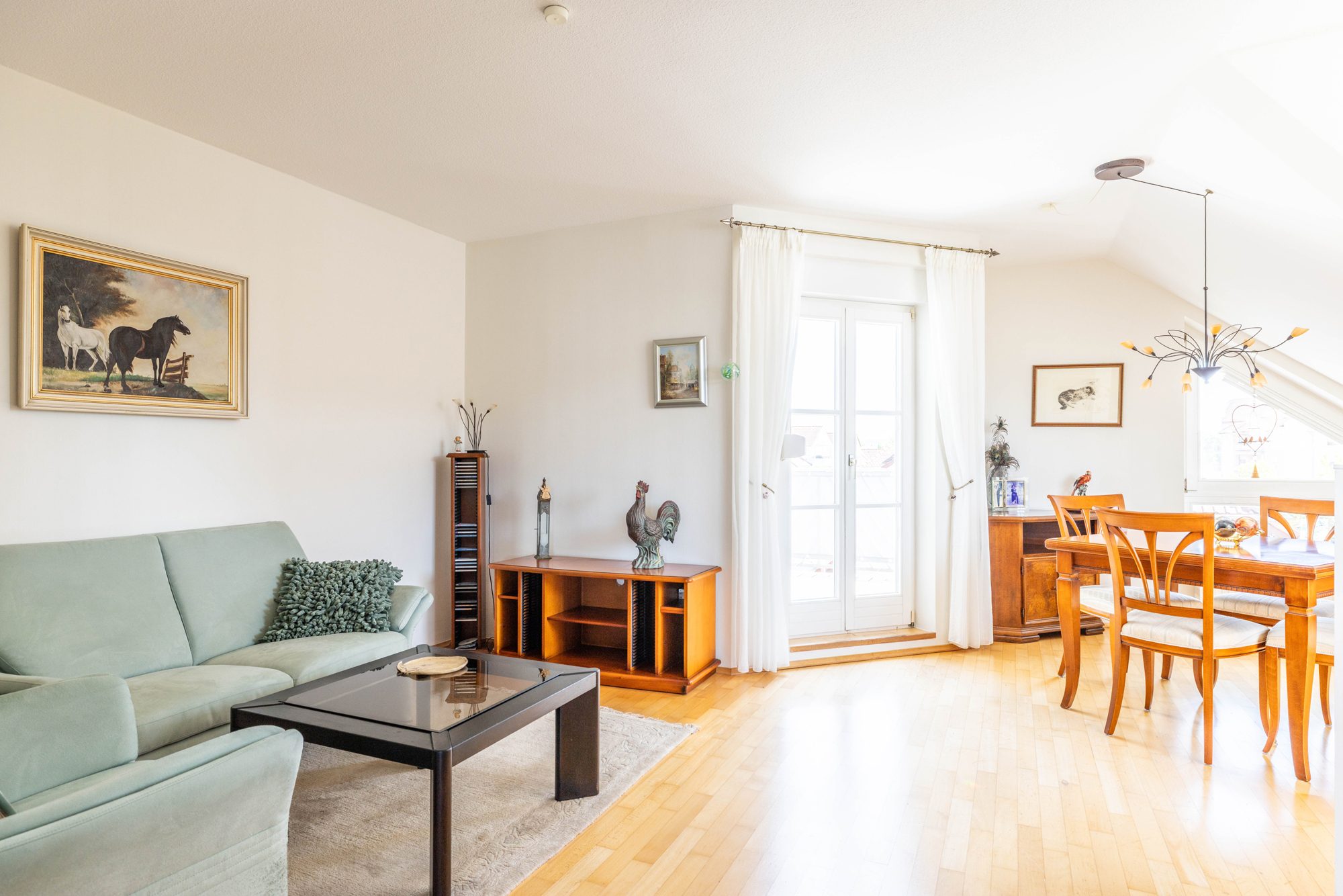 Immobilienangebot - Langenselbold - Alle - Langenselbold: Tolle, helle 2-Zimmer-Dachgeschoss-Wohnung mit Süd-Balkon in beliebter Wohnlage