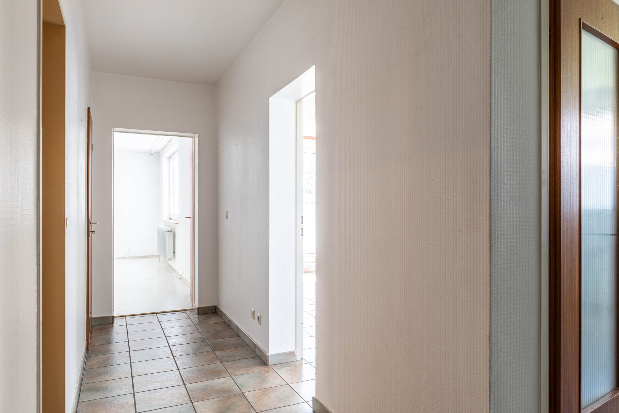 Immobilienangebot - Maintal - Alle - Maintal-Bischofsheim: Großzügige 2-Zimmer-Wohnung mit herrlichem Süd-West-Balkon in zentraler Lage