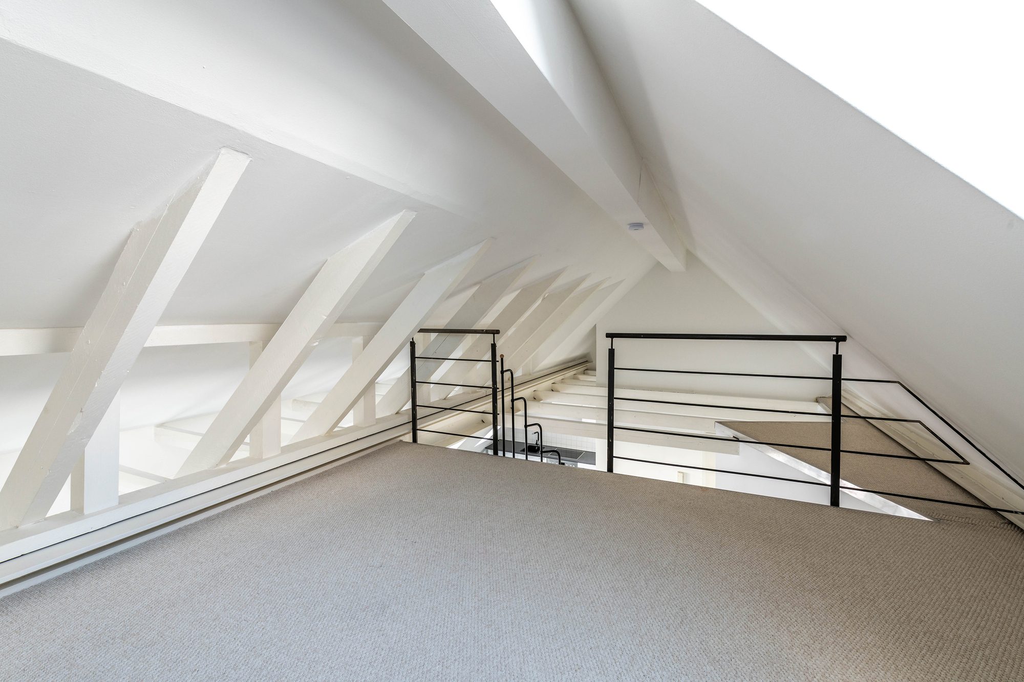 Immobilienangebot - Maintal / Wachenbuchen - Alle - Maintal-Wachenbuchen: Schicke 2,5-Zimmer-Wohnung mit Süd-Balkon und Einbauküche in ruhiger Lage