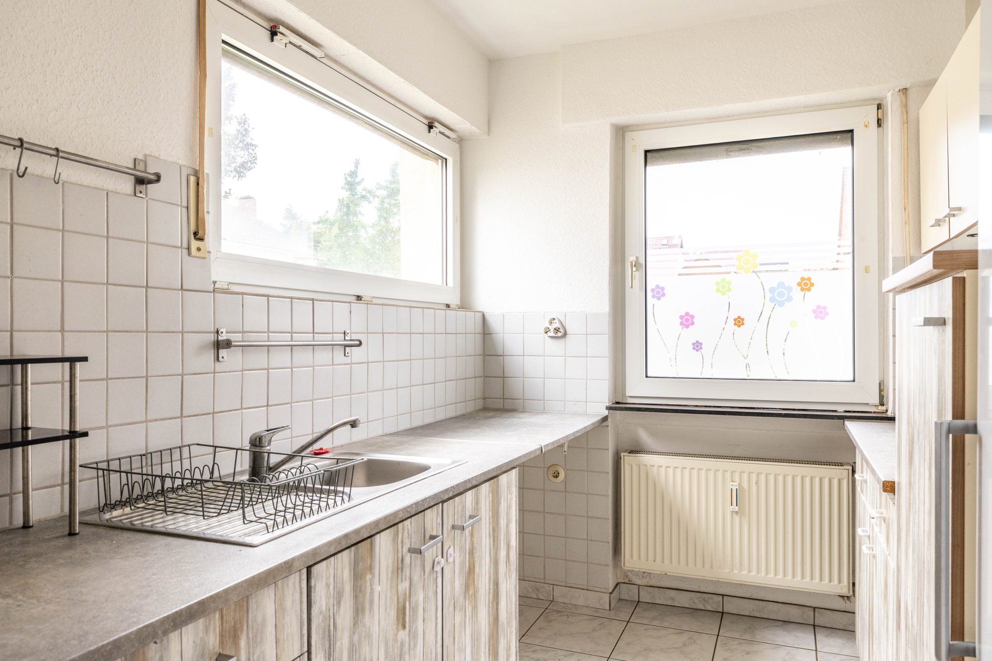 Immobilienangebot - Nidderau / Eichen - Alle - Nidderau-Eichen: "Kapitalanlage" 3-Parteienhaus mit Gartengrundstück in ruhiger Feldrandlage