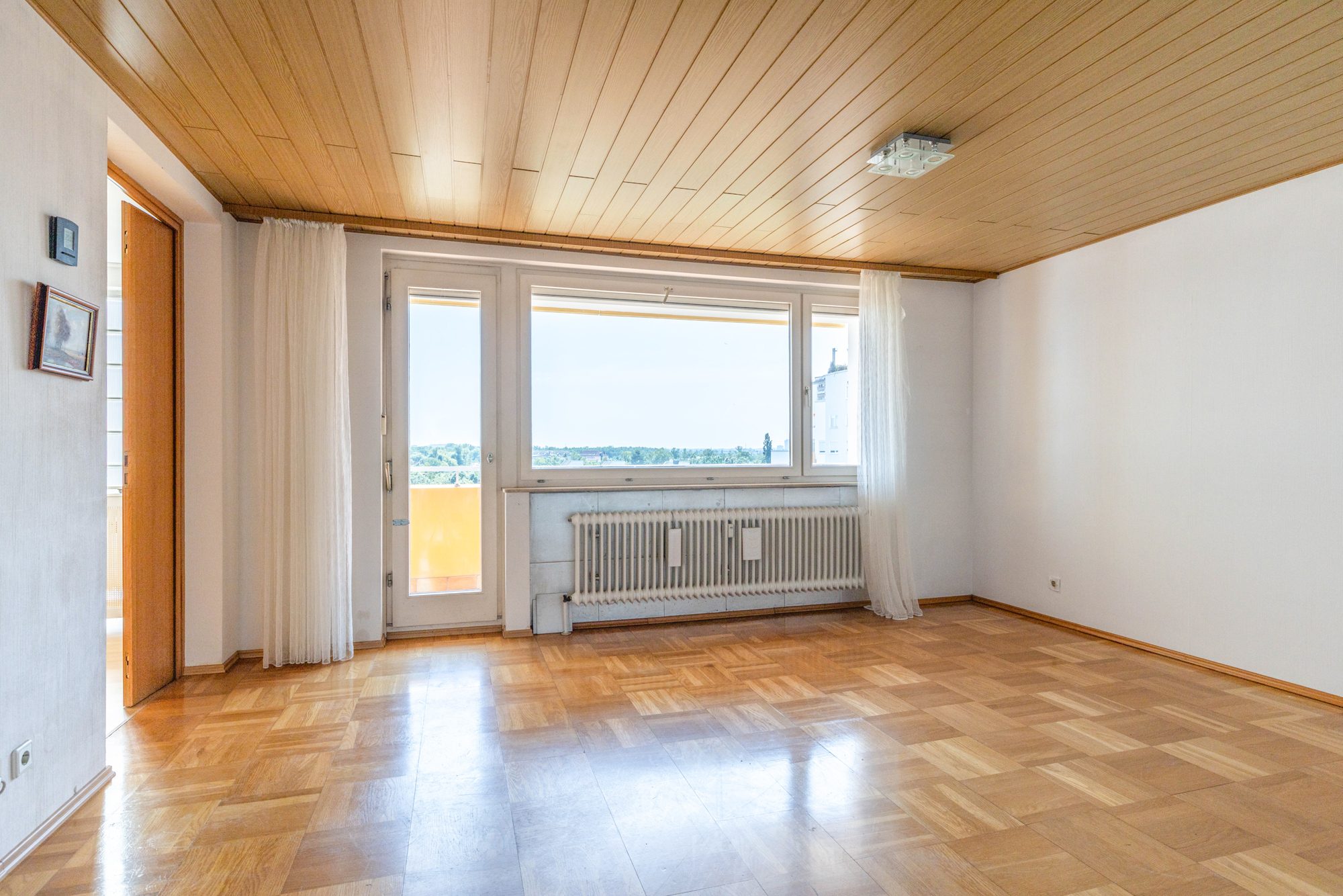 Immobilienangebot - Maintal / Bischofsheim - Alle - Maintal-Bischofsheim: Helle 3,5-Zimmer-Wohnung mit Balkon und Tiefgarage in gepflegter Wohnanlage