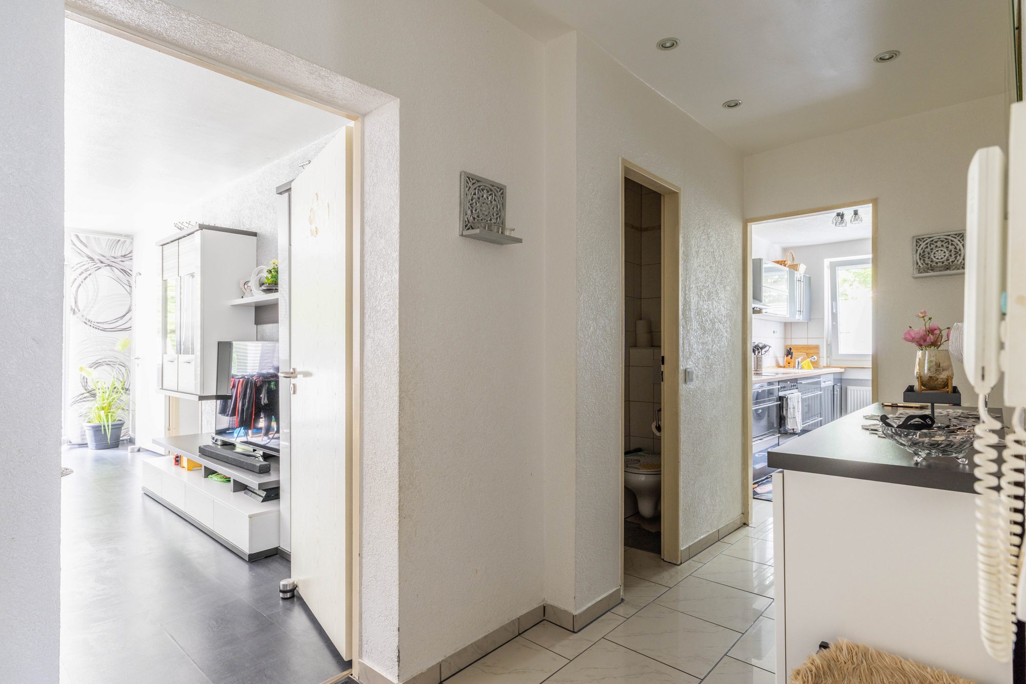 Immobilienangebot - Maintal / Dörnigheim - Alle - Maintal-Dörnigheim: Schöne 4-Zimmer-Wohnung mit Süd-Balkon & Einbauküche in ruhiger Waldrandlage