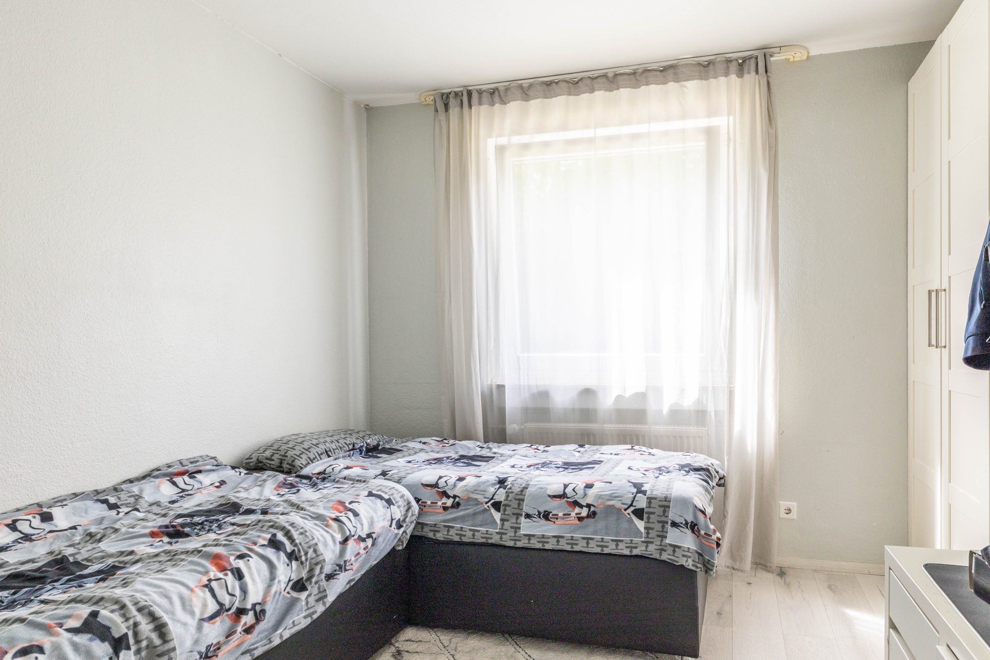 Immobilienangebot - Maintal / Dörnigheim - Alle - Maintal-Dörnigheim: Schöne 4-Zimmer-Wohnung mit Süd-Balkon & Einbauküche in ruhiger Waldrandlage