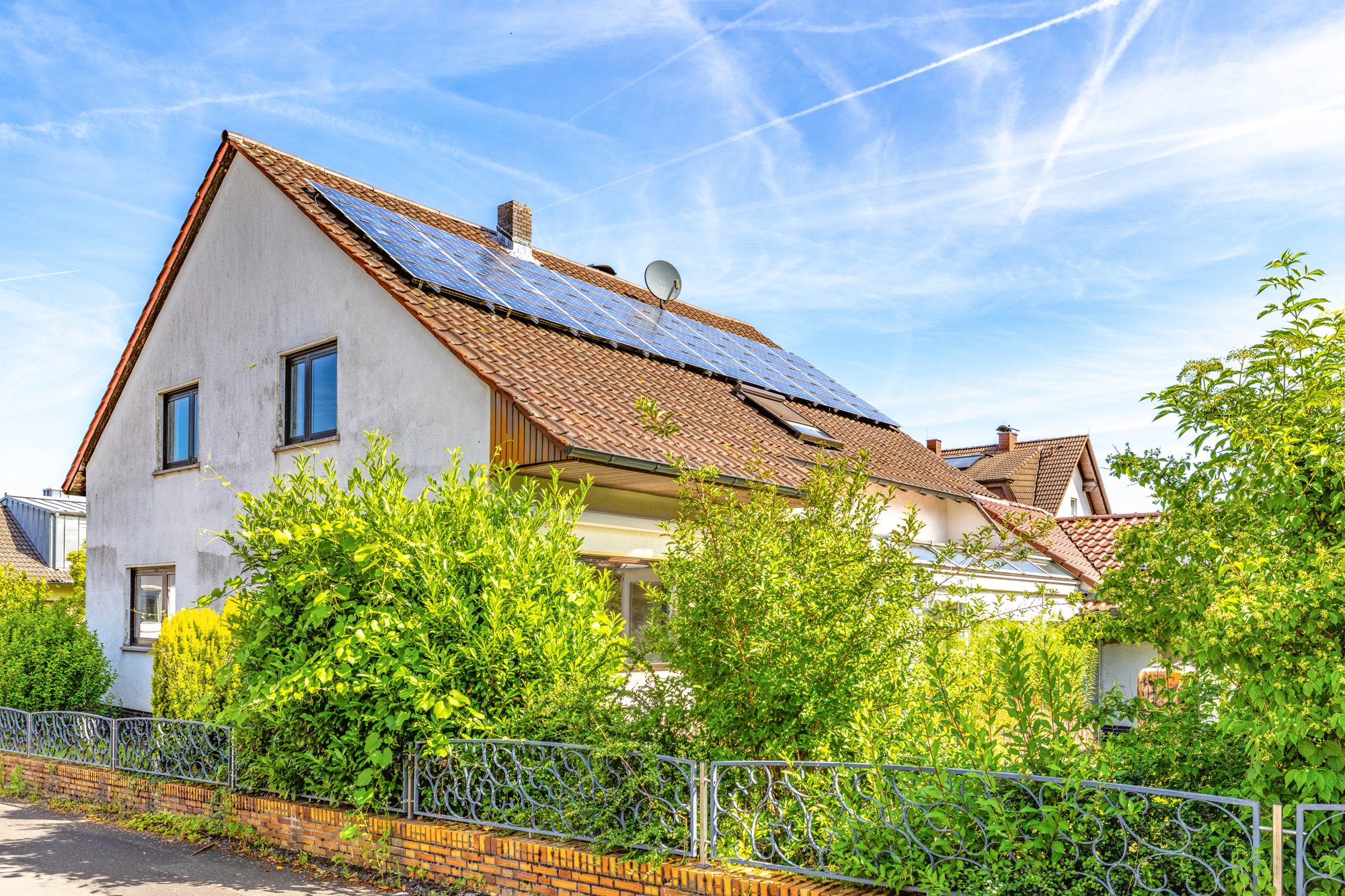 Immobilienangebot - Freigericht / Neuses - Alle - Freigericht-Neuses: Modernisierungsbedürftiges Einfamilienhaus mit tollem Grundstück in ruhiger Lage