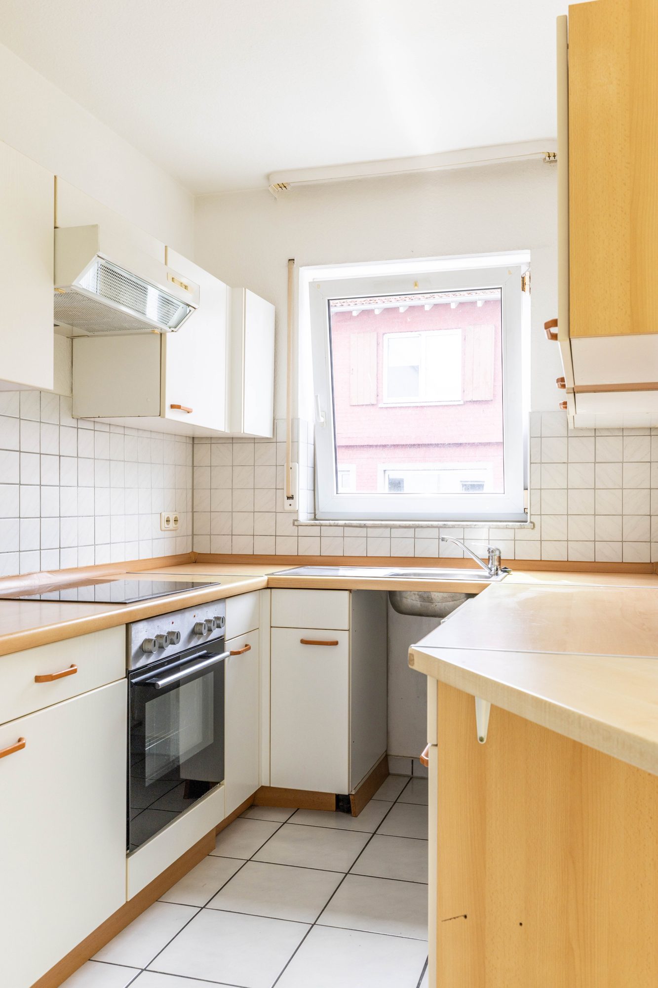 Immobilienangebot - Hanau / Mittelbuchen - Alle - Hanau-Mittelbuchen: Schöne lichtdurchflutete 2-Zimmer-Erdgeschoss-Wohnung mit Tiefgaragenstellplatz