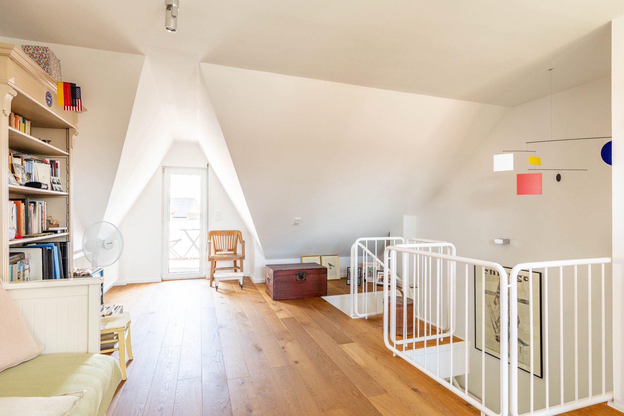 Immobilienangebot - Bad Vilbel - Alle - Bad Vilbel: Wunderschönes, individuelles Einfamilienhaus mit tollem Raumkonzept in beliebter Lage