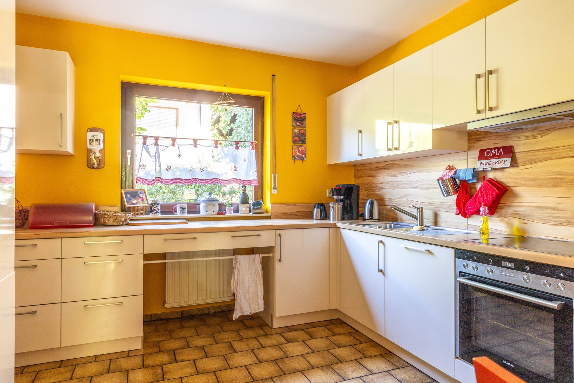 Immobilienangebot - Obertshausen - Alle - Obertshausen: Großzügige und gepflegte Doppelhaushälfte in ruhiger und beliebter Sackgassenlage