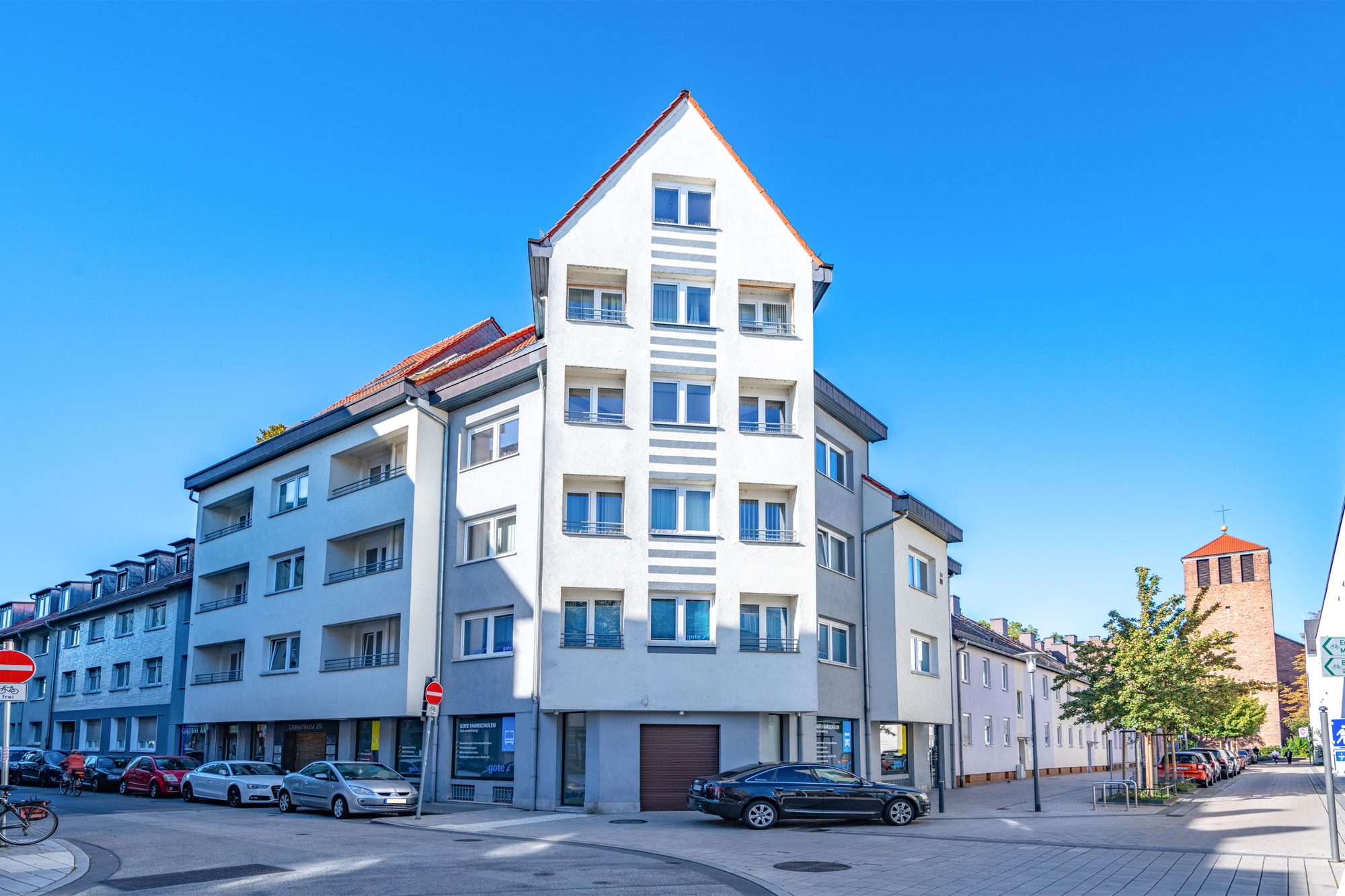Immobilienangebot - Hanau - Alle - Hanau-Innenstadt: Attraktive Büro- / Praxis und Ladenfläche in stark frequentierter Lage