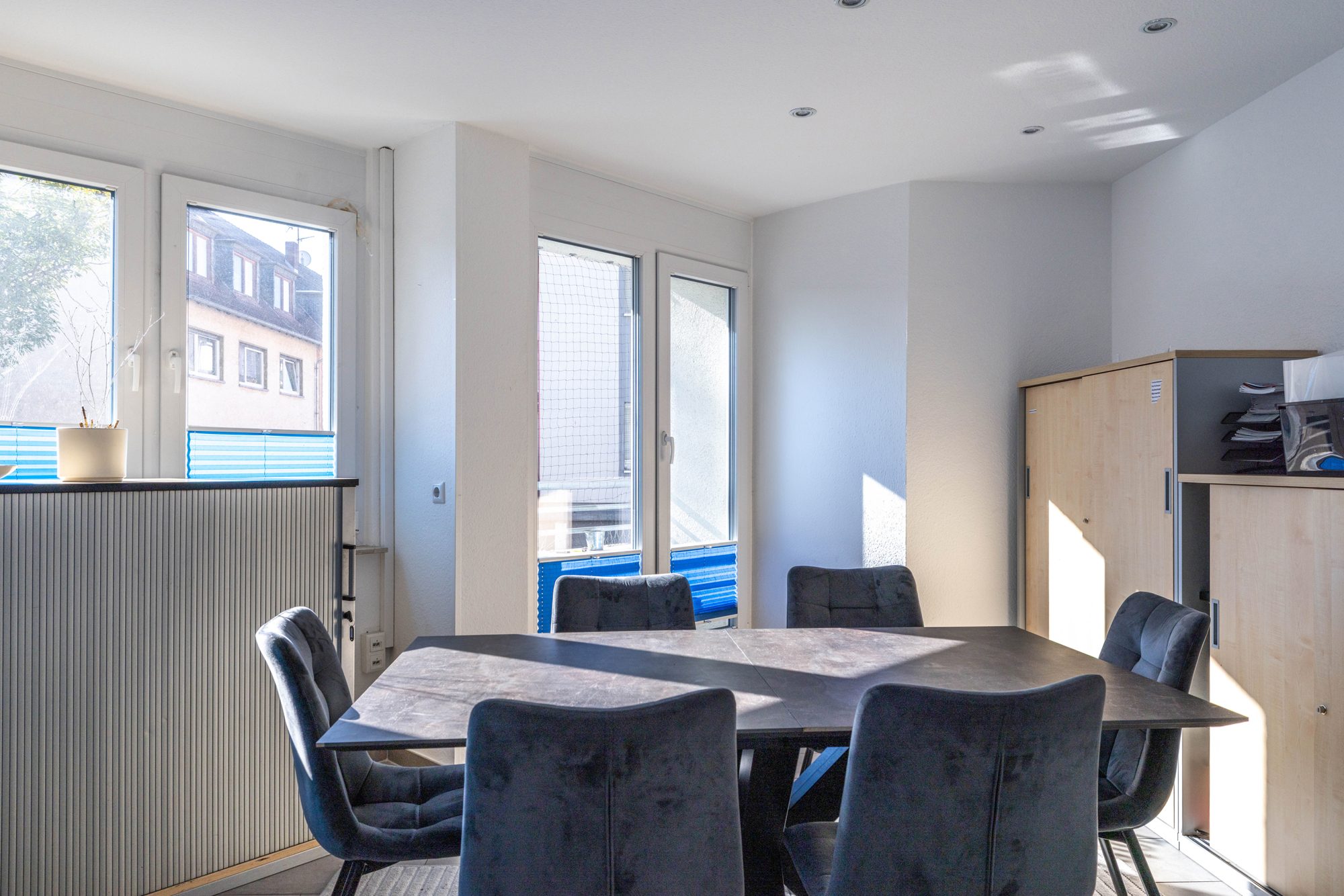 Immobilienangebot - Hanau - Alle - Hanau-Innenstadt: Attraktive Büro- / Praxis und Ladenfläche in stark frequentierter Lage