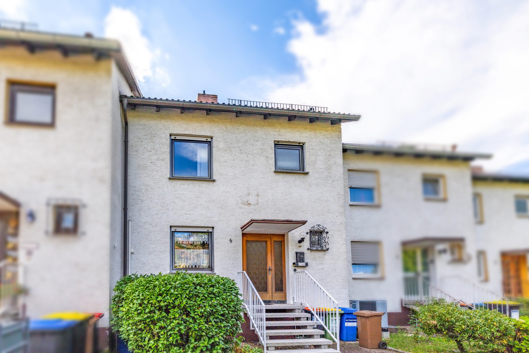 Immobilienangebot - Hanau / Großauheim - Alle - Hanau-Großauheim: Modernisierungsbedürftiges Reihenmittelhaus mit schönem Garten in ruhiger Wohnlage
