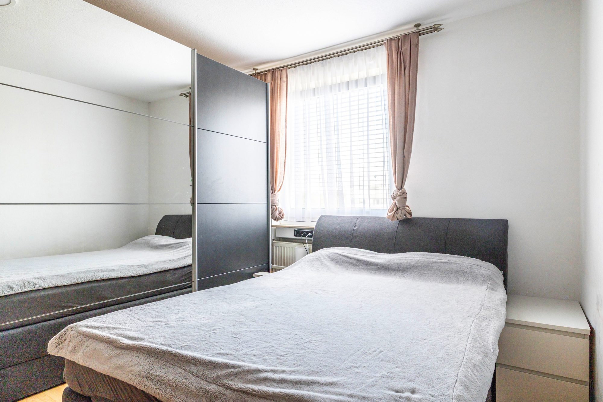 Immobilienangebot - Maintal - Alle - Maintal-Dörnigheim: Gut geschnittene 4-Zimmer-Wohnung mit Süd-Balkon in ruhiger Waldrandlage