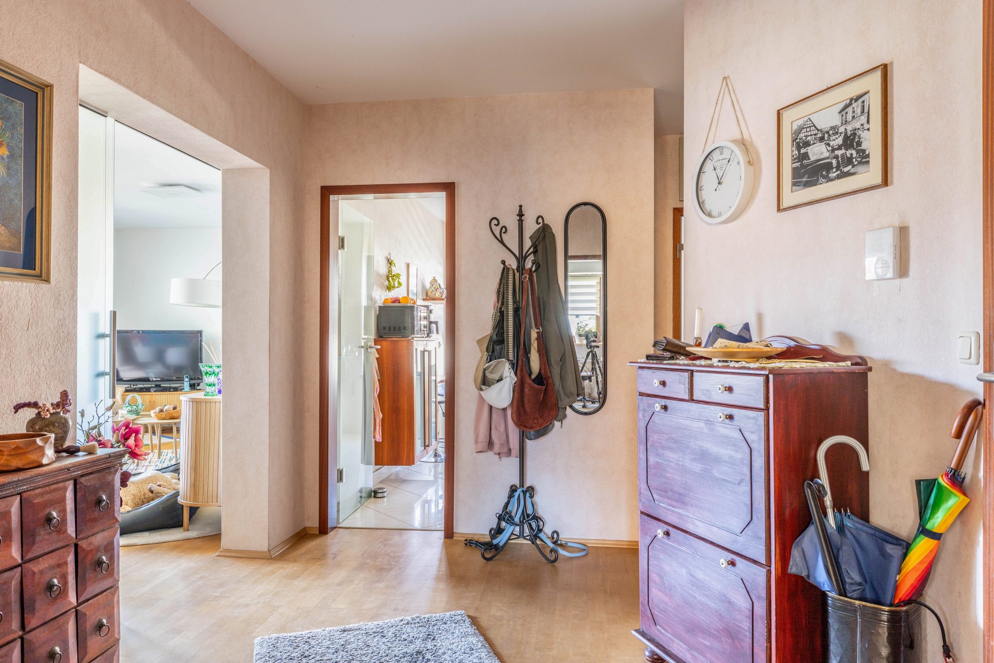 Immobilienangebot - Maintal / Dörnigheim - Alle - Maintal-Dörnigheim: Top gepflegte 3-Zimmer-Wohnung mit großem Südwest-Balkon in zentraler Wohnlage