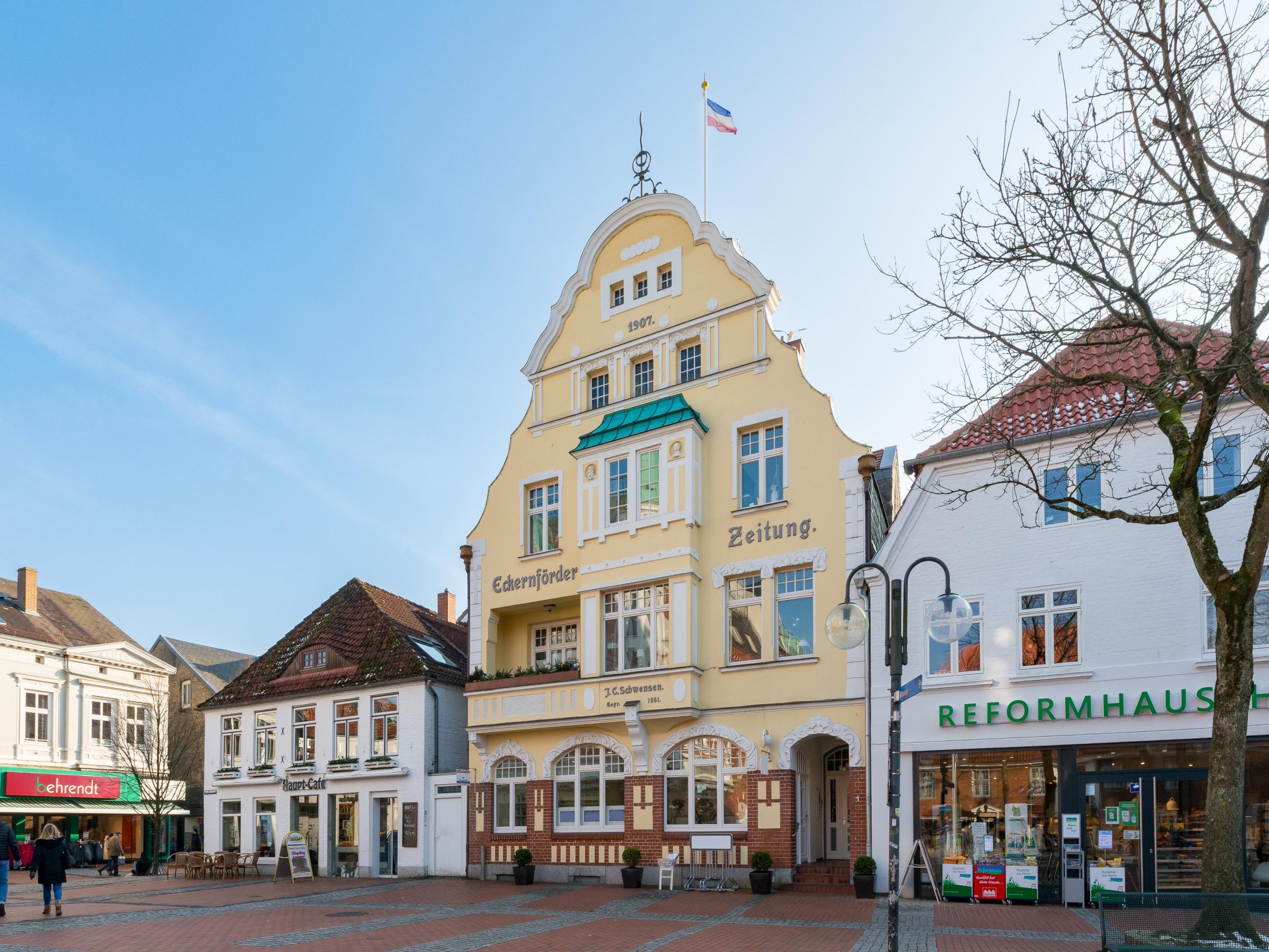 Immobilienangebot - Eckernförde - Alle - Wohn- und Geschäftshaus in historischem Glanz