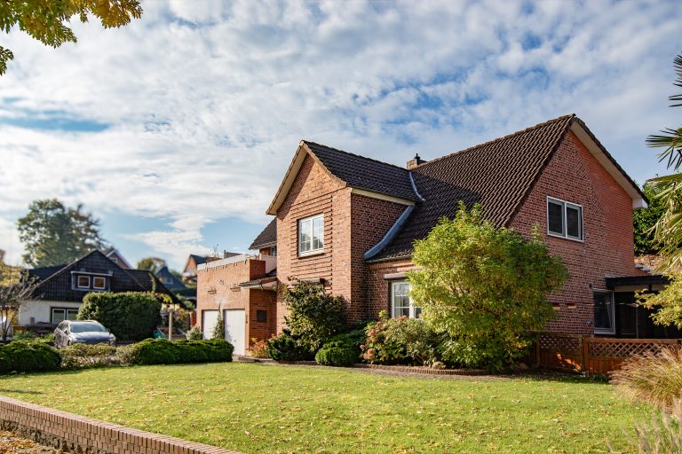 Immobilienangebot - Borgstedt - Alle - Doppelte Möglichkeiten: Wohnen für eine oder zwei Familien