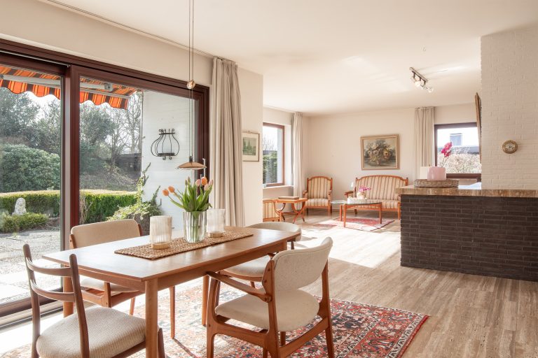 Immobilienangebot - Rendsburg - Alle - Einfamilienhaus mit Weitblick zur Eider sucht neue Eigentümer!