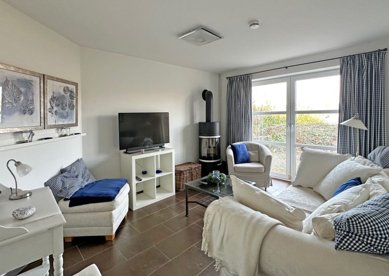 Immobilienangebot - Kosel - Alle - Souterrain-Wohnung mit traumhaftem Seeblick – Voll möbliert und sofort bezugsfertig!