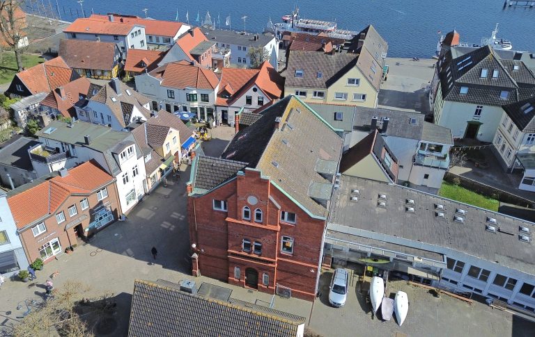 Immobilienangebot - Kappeln - Alle - Historisches Postamt in Kappeln – Ihre Projektidee für eines der prägnantesten Gebäude im Zentrum