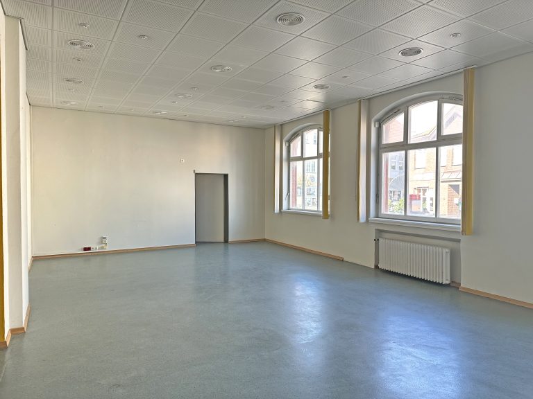 Immobilienangebot - Kappeln - Alle - Historisches Postamt in Kappeln – Ihre Projektidee für eines der prägnantesten Gebäude im Zentrum