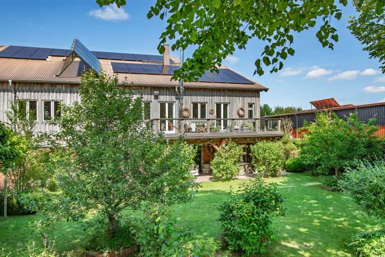 Immobilienangebot - Boren - Alle - Bullerbü an der Schlei… Ferienidyll mit drei Wohneinheiten als Kapitalanlage oder privat