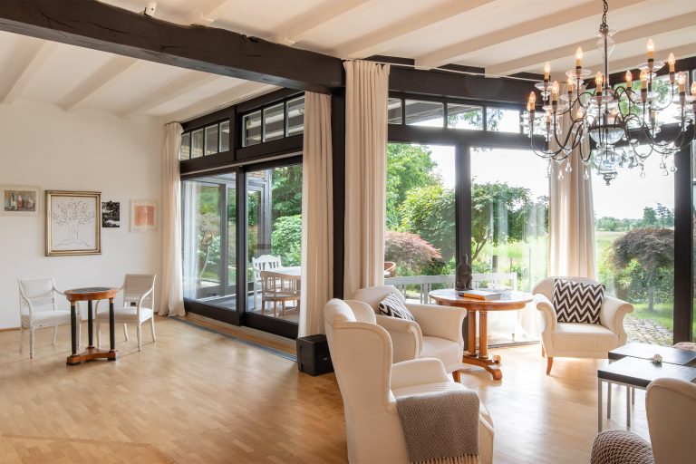 Immobilienangebot - Stade - Alle - Wohnen im Grünen: Architektur und Natur perfekt vereint!