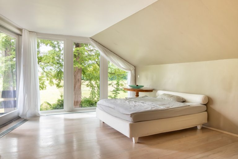 Immobilienangebot - Stade - Alle - Wohnen im Grünen: Architektur und Natur perfekt vereint!