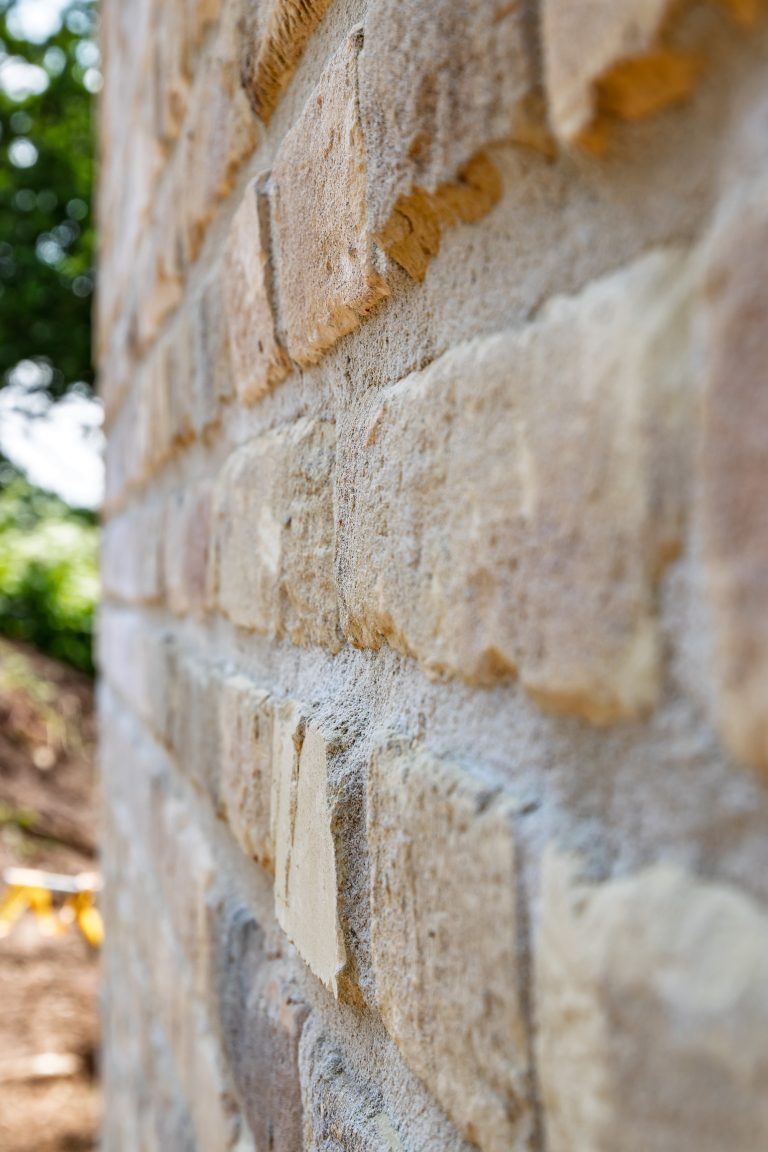 Immobilienangebot - Owschlag - Alle - Reet-Neubau der besonderen Art auf großem Grundstück