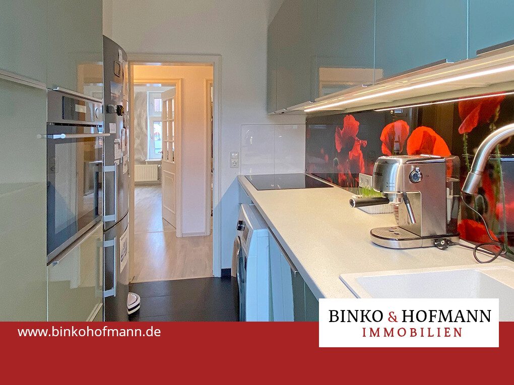 Immobilienangebot - Kiel - Alle - Zentrale 3-Zimmer-Altbauwohnung: Kapitalanlage oder Selbstbezug