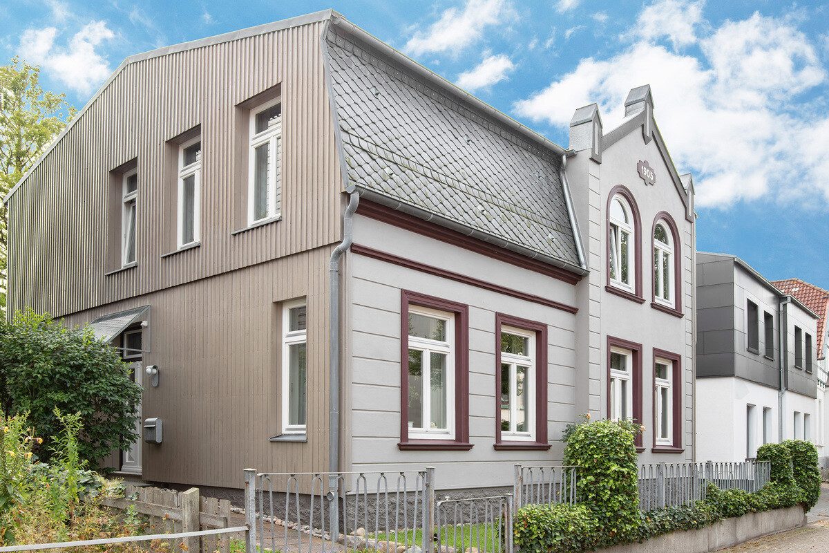 Immobilienangebot - Schleswig - Alle - Gründerzeitvilla mit Charme und Klasse: Gepflegtes Familienzuhause auf zwei Ebenen
