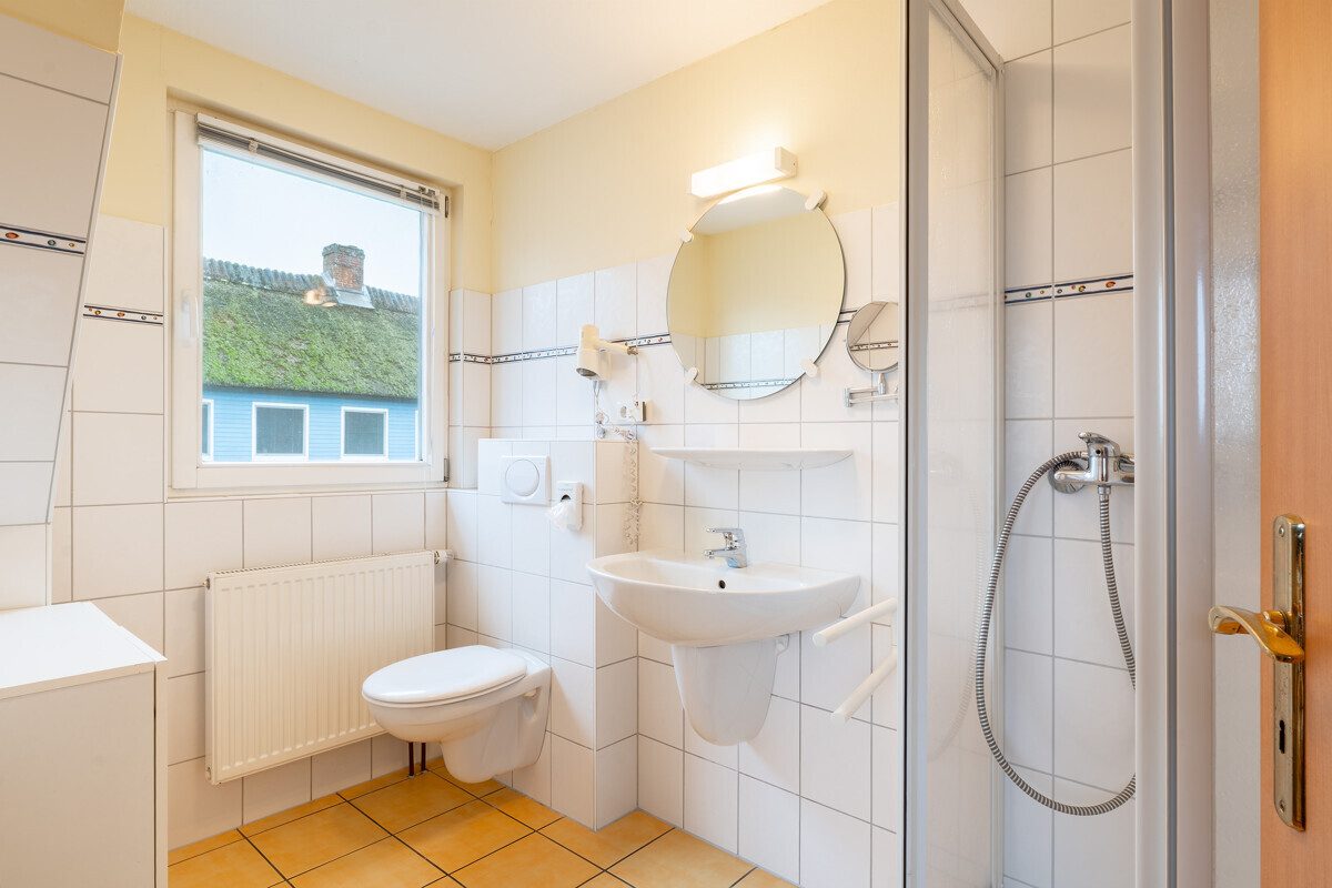 Immobilienangebot - Gelting - Alle - Drei Häuser – vielseitig nutzbar, in idyllischer Lage nahe der Ostsee!