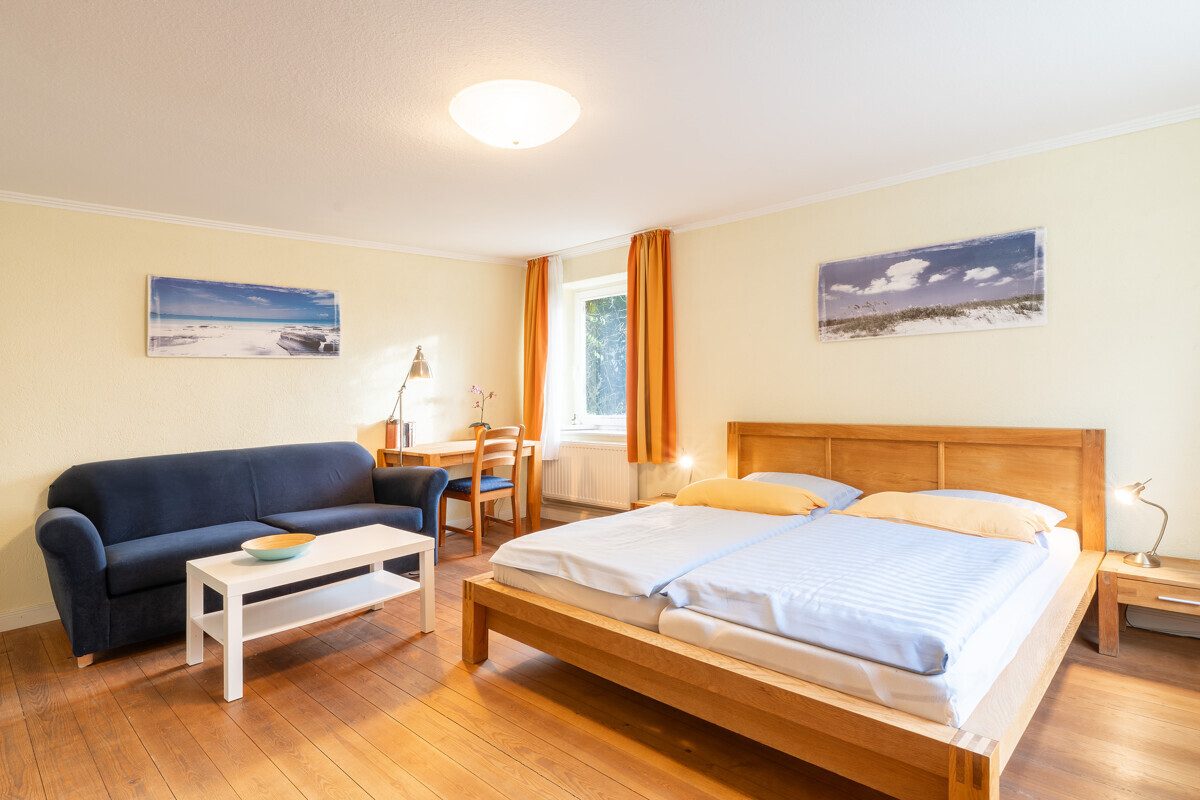 Immobilienangebot - Gelting - Alle - Drei Häuser – vielseitig nutzbar, in idyllischer Lage nahe der Ostsee!