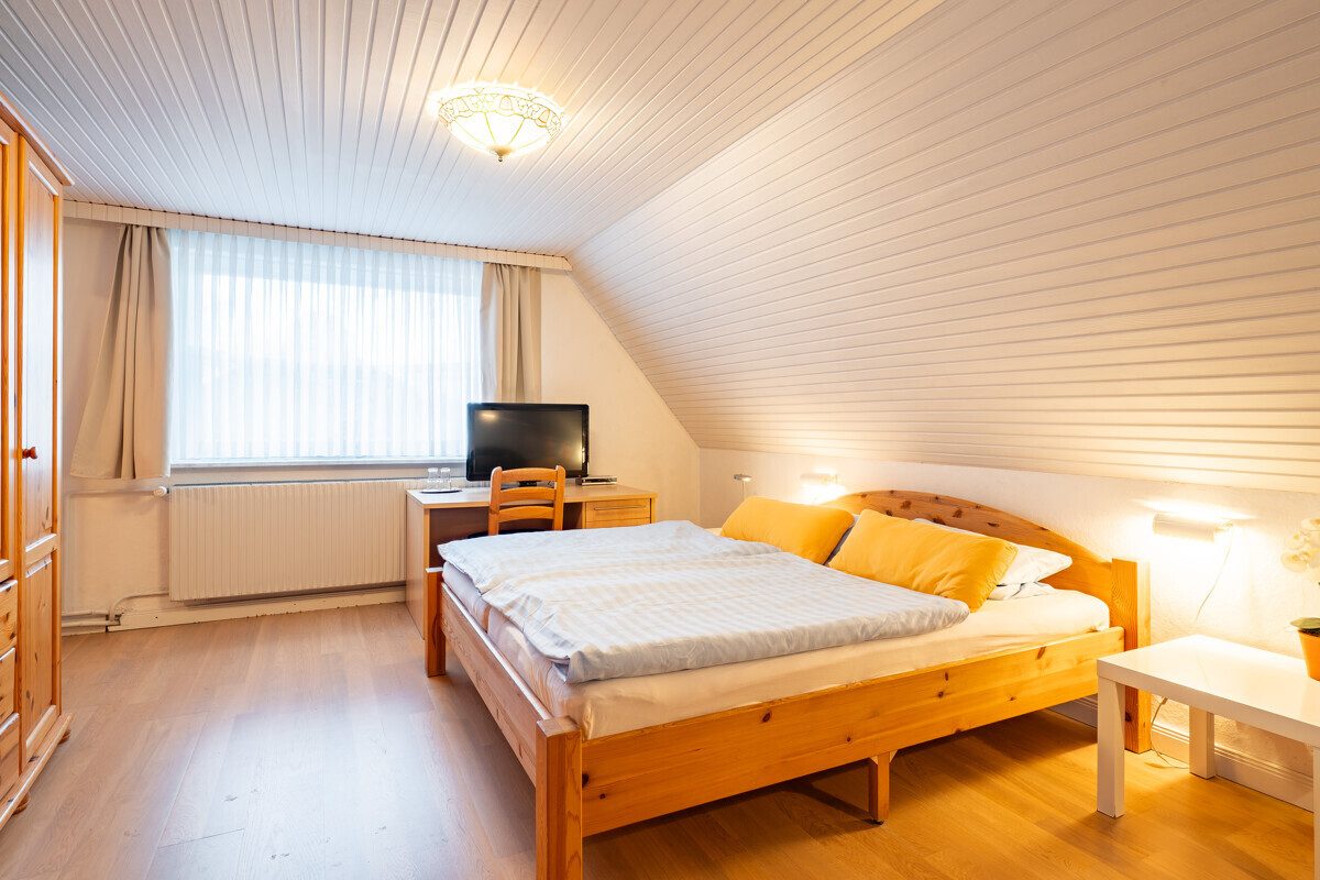 Immobilienangebot - Gelting - Alle - Drei Häuser – vielseitig nutzbar, in idyllischer Lage nahe der Ostsee!